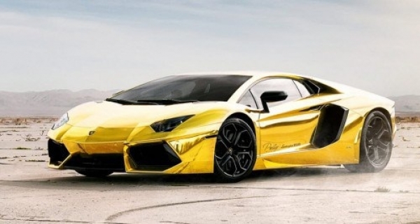 El Lamborghini Aventador bañado en oro