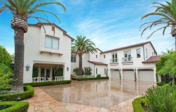 Kobe Bryant vende su mansión en California