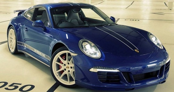 El Porsche 911 Carrera 4S diseñado en Facebook