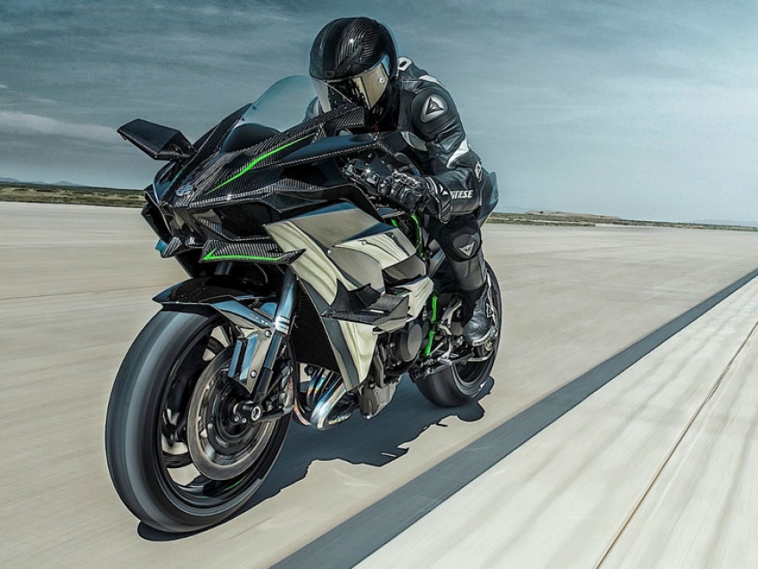 La lujosa Kawasaki Ninja H2R es la moto más rápida del mundo