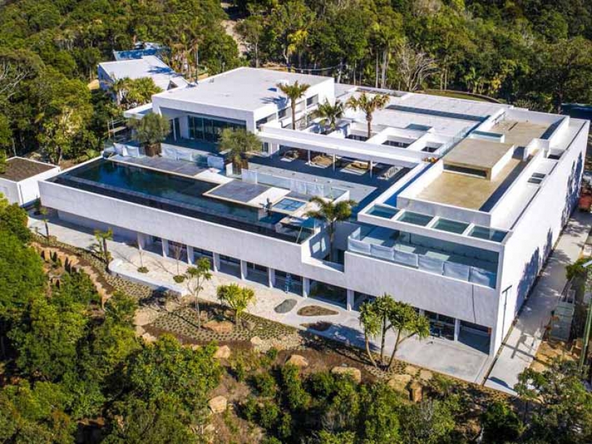 Chris Hemsworth y Elsa Pataky estrenan su espectacular mansión de US$ 20.000.000