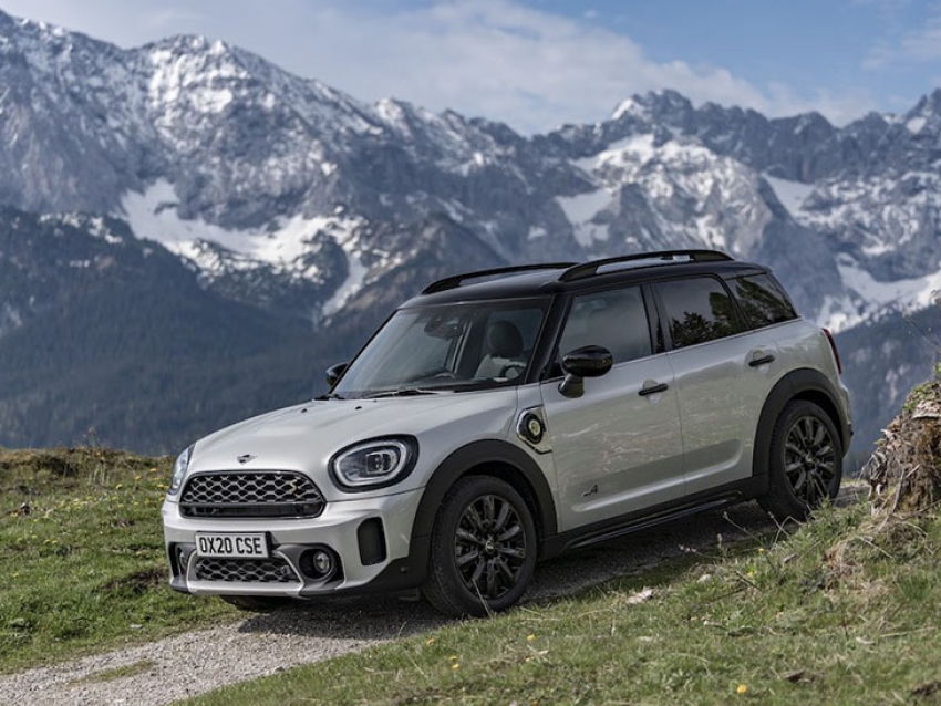 MINI Cooper presenta la nueva versión de su modelo Countryman