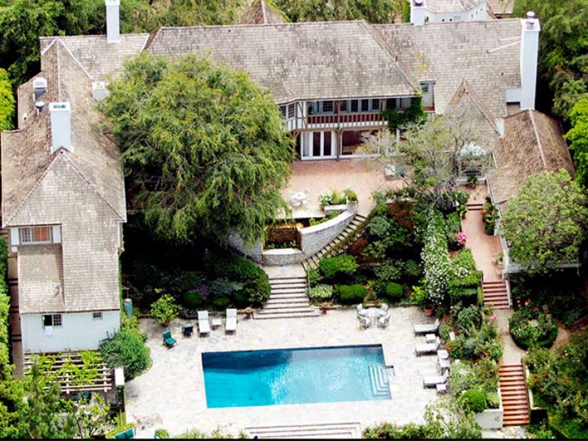 Venden la increíble mansión en la que vivían Brad Pitt y Jennifer Aniston
