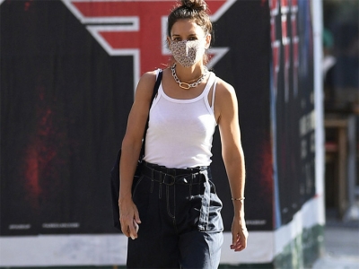 Así marca tendencia Katie Holmes por las calles de New York