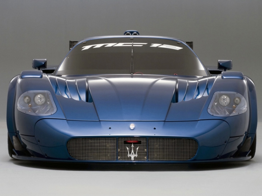 Un mítico Maserati MC12 Corse en venta