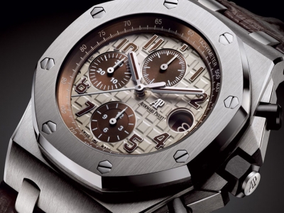 Close up al Audemars Piguet Royal Oak Offshore Safari