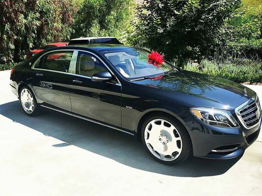 El magnífico Mercedes Maybach de Kylie Jenner