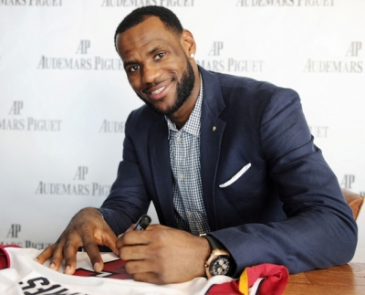 LeBron James junto a Audemars Piguet