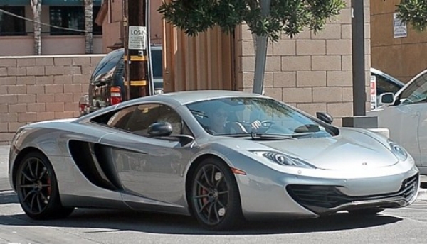 El nuevo Mclaren MP4 12-C de Miley Cyrus