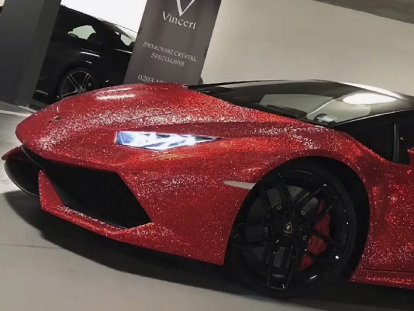 Asi es el Lamborghini Huracan de diamantes