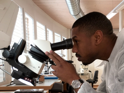 Michael B. Jordan visitó la exclusiva manufactura de Piaget