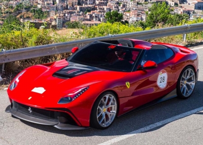 Ferrari reveló su nueva maravilla
