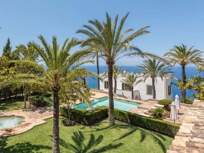 Michael Douglas vende su hermosa casa en Mallorca