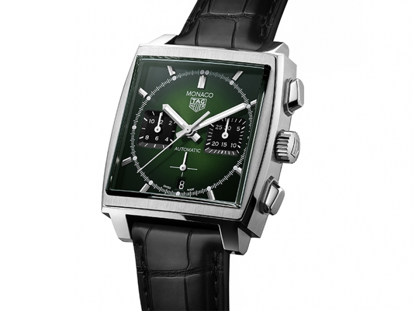 Tag Heuer lanza el Monaco Green Dial Calibre Heuer 02