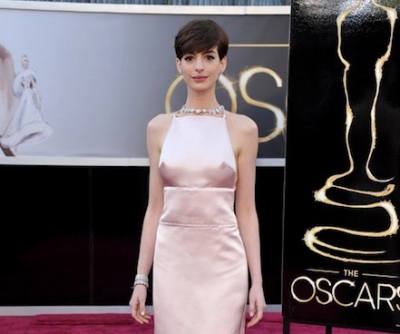 Anne Hathaway usó Tiffany &amp; Co en los Oscar